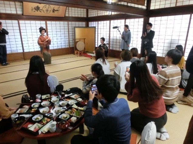 长崎饮食文化体验——料亭青柳