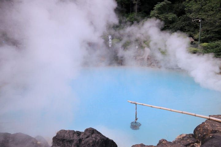 别府温泉水温下降，6月起大分县将进行泉眼调查