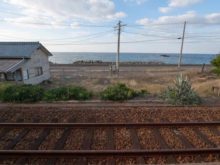 《能看见海的车站》岛根篇：田义站、马路站、折居站