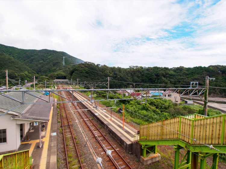 《能看见海的车站》和歌山篇：和歌山港站、汤川站、那智站、和深站、见老津站