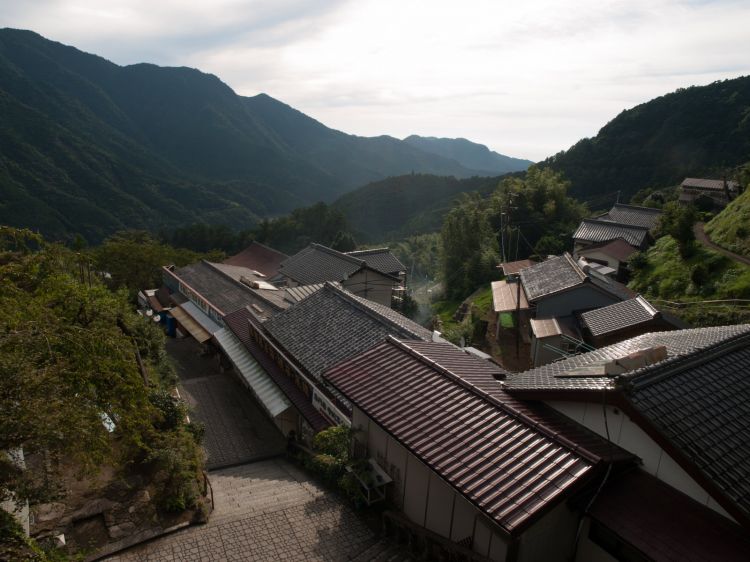 《能看见海的车站》和歌山篇：和歌山港站、汤川站、那智站、和深站、见老津站