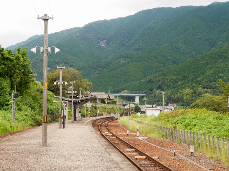 《能看见海的车站》三重篇：波田须站、二木岛站、三木里站......