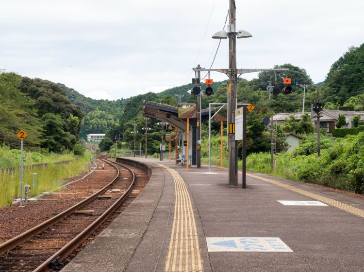 《能看见海的车站》三重篇：波田须站、二木岛站、三木里站......