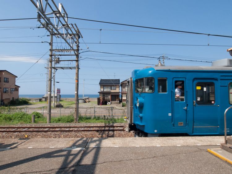 《能看见海的车站》新泻篇：青海川站、有间川站、米山站......