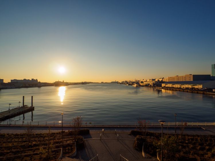 《能看见海的车站》东京篇：青海站、市场前站