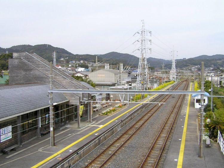 《能看见海的车站》千叶篇:浜金谷站、竹冈站、和田浦站 《能看见海的车站》千叶篇:浜金谷站、竹冈站、和田浦站