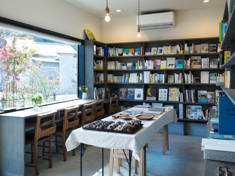 日本街边咖啡书屋：叶山 BOOKSHOP Kasper，这里一定有你喜欢的书