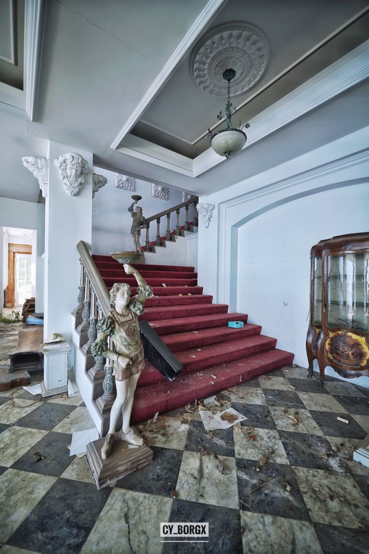 「废墟探索」废弃日本富翁宅邸 「废墟探索」废弃日本富翁宅邸