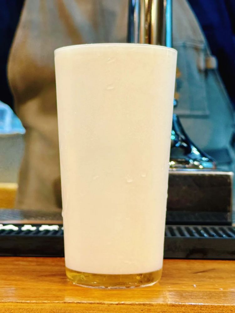 第173期：日本改革“外国人永住在留资格”；新海诚合作制片人被逮捕；宇多田光新巡演确定 | 百通板