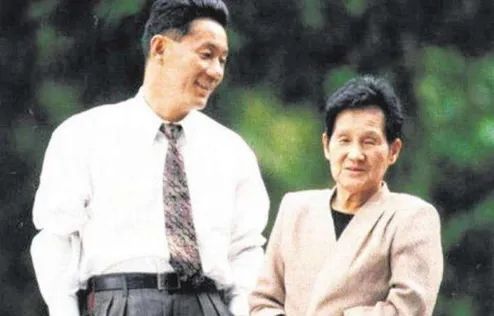 口无遮拦的北野武,治愈了全网内耗 口无遮拦的北野武,治愈了全网内耗