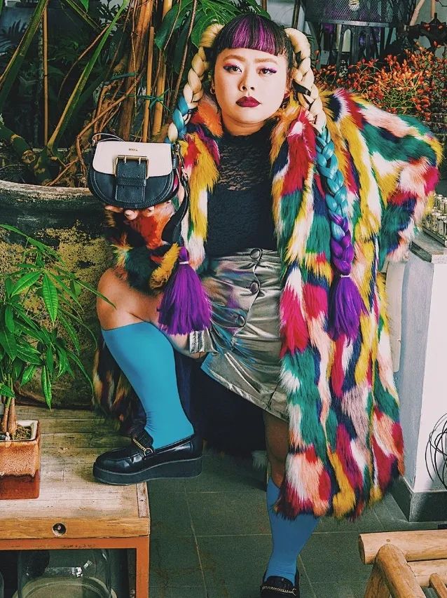 200斤的日本第一顶流女星,如今暴瘦到网友认不出:这是换头还是换脸了? 200斤的日本第一顶流女星,如今暴瘦到网友认不出:这是换头还是换脸了?