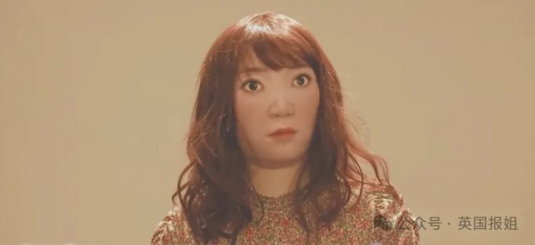 日本男子花200万变成狗,最新哈士奇造型炸裂!张嘴摇尾巴巨逼真... 日本男子花200万变成狗,最新哈士奇造型炸裂!张嘴摇尾巴巨逼真...