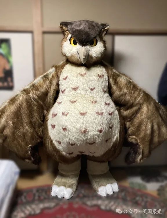 日本男子花200万变成狗,最新哈士奇造型炸裂!张嘴摇尾巴巨逼真... 日本男子花200万变成狗,最新哈士奇造型炸裂!张嘴摇尾巴巨逼真...