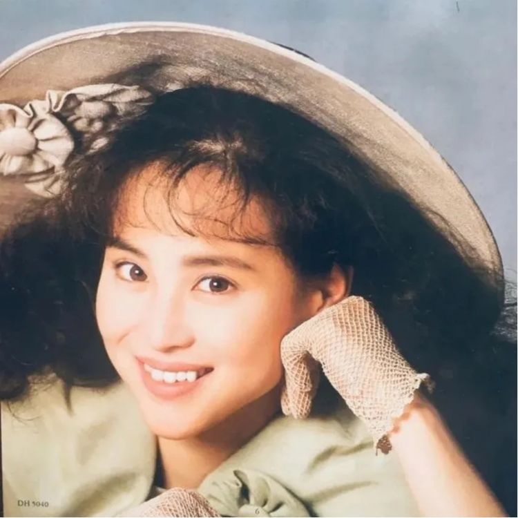 为什么永远可以相信蜡笔小新的审美？