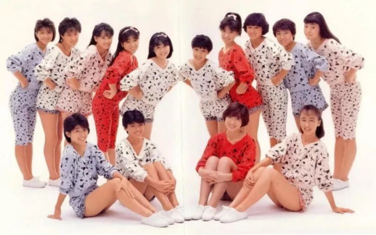 为什么永远可以相信蜡笔小新的审美？