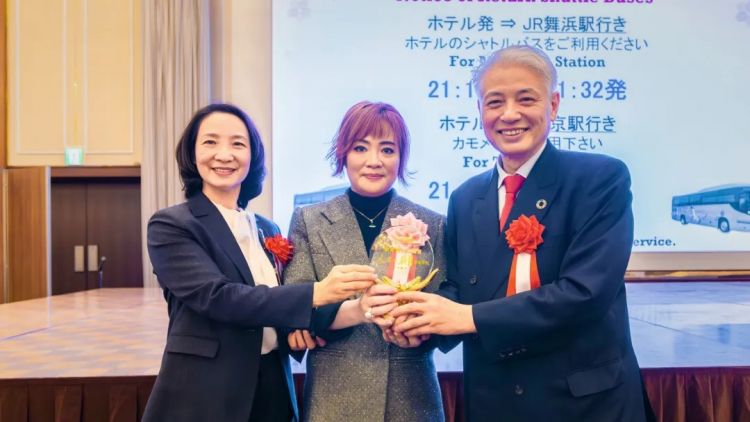 连接世界,创新前行 JTM集团2024年终感谢宴圆满落幕 连接世界,创新前行 JTM集团2024年终感谢宴圆满落幕