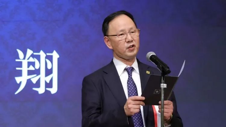 连接世界,创新前行 JTM集团2024年终感谢宴圆满落幕 连接世界,创新前行 JTM集团2024年终感谢宴圆满落幕