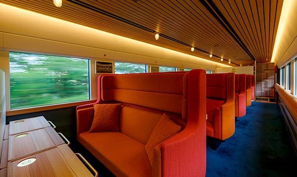 一趟列车，双重盛宴。盘点日本美食与风景并存的观光列车！