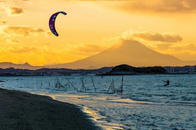 第223期:日产本田合作破裂;樱桃小丸子将停播?关西世博吉祥物将动画化;岸田前首相遇袭案或判刑15年 | 百通板 第223期:日产本田合作破裂;樱桃小丸子将停播?关西世博吉祥物将动画化;岸田前首相遇袭案或判刑15年 | 百通板