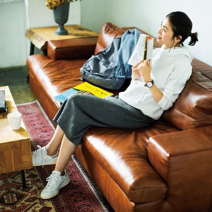 松弛感背后的那个她,崩溃了 松弛感背后的那个她,崩溃了