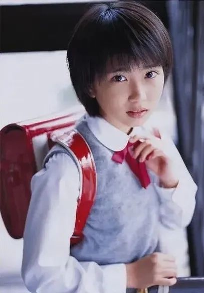 12岁和天海祐希飙戏,15岁获最佳女主角…日本这位“天才童星”现在怎么样了? 12岁和天海祐希飙戏,15岁获最佳女主角…日本这位“天才童星”现在怎么样了?