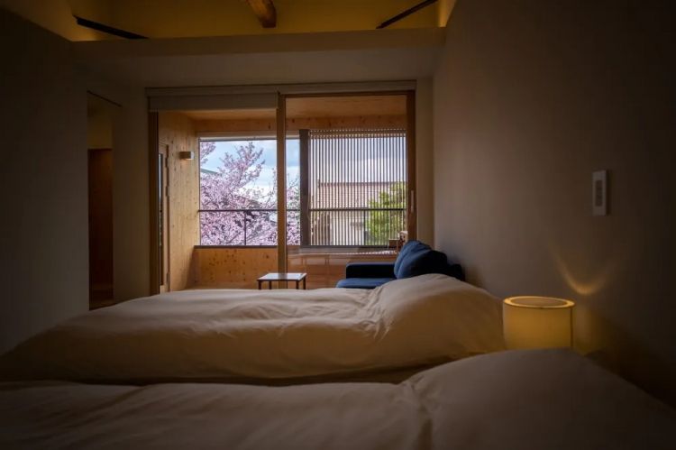 赏最美的樱花,泡最舒服的温泉 赏最美的樱花,泡最舒服的温泉