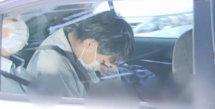 第227期:日本艺人在港猥亵被捕?石原里美二胎;人气博主直播中被刺身亡;日产CEO卸任 | 百通板 第227期:日本艺人在港猥亵被捕?石原里美二胎;人气博主直播中被刺身亡;日产CEO卸任 | 百通板