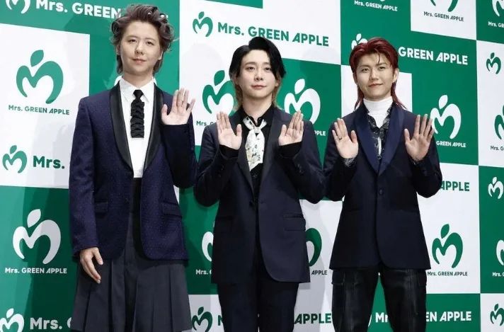 第227期:日本艺人在港猥亵被捕?石原里美二胎;人气博主直播中被刺身亡;日产CEO卸任 | 百通板 第227期:日本艺人在港猥亵被捕?石原里美二胎;人气博主直播中被刺身亡;日产CEO卸任 | 百通板