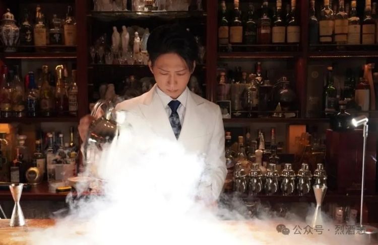 他为什么会成为全世界最红的调酒师? 他为什么会成为全世界最红的调酒师?