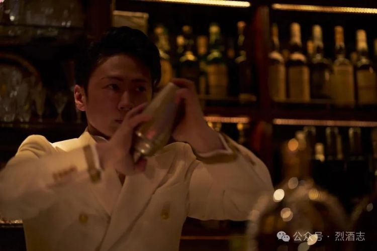 他为什么会成为全世界最红的调酒师? 他为什么会成为全世界最红的调酒师?