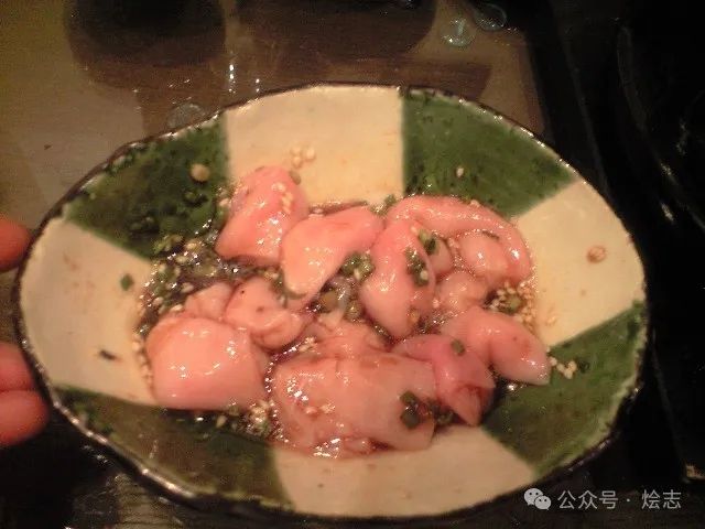 不是,你们还真吃啊?数落一下日本的内脏刺身... 不是,你们还真吃啊?数落一下日本的内脏刺身...