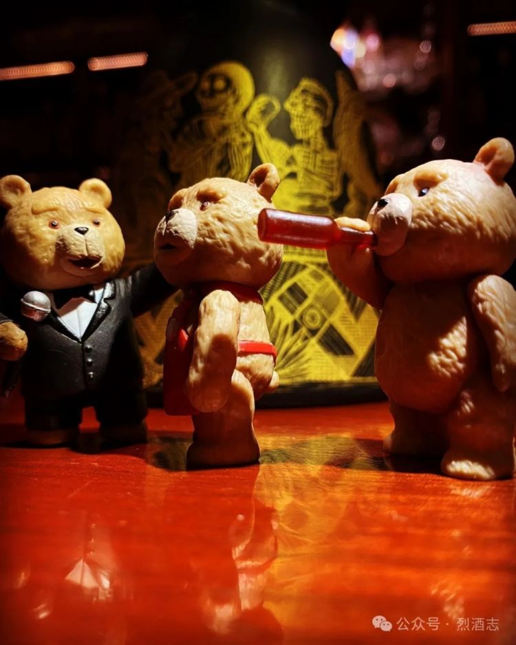 他为什么会成为全世界最红的调酒师? 他为什么会成为全世界最红的调酒师?