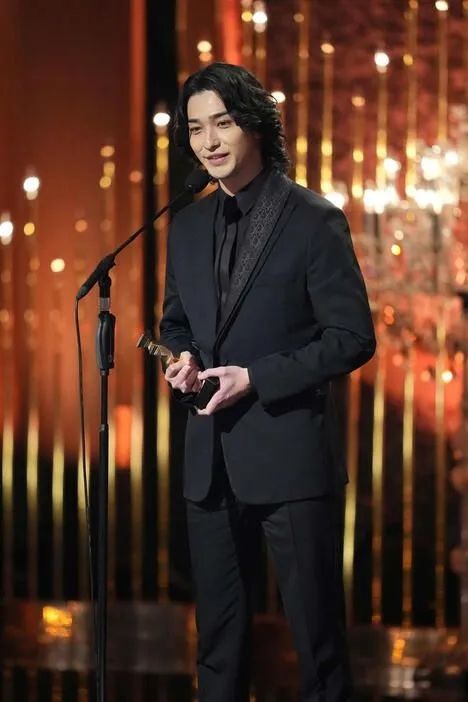 第228期:日本假警察肆虐 狂卷百亿日元;石原里美孕期出席日本奥斯卡;世博开幕在即门票滞销场馆烂尾?| 百通板 第228期:日本假警察肆虐 狂卷百亿日元;石原里美孕期出席日本奥斯卡;世博开幕在即门票滞销场馆烂尾?| 百通板