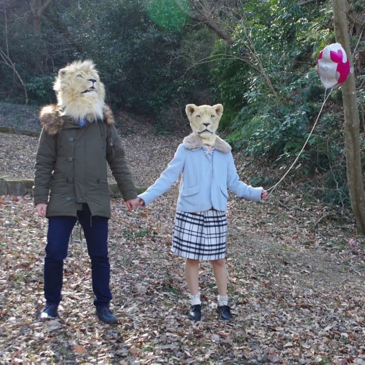 日本一艺术家制作逼真动物头套,网友:他们真的不当人了 日本一艺术家制作逼真动物头套,网友:他们真的不当人了