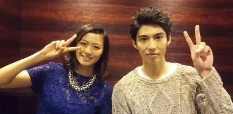 原来日娱荧幕CP真能 “假戏真做”啊... 原来日娱荧幕CP真能 “假戏真做”啊...