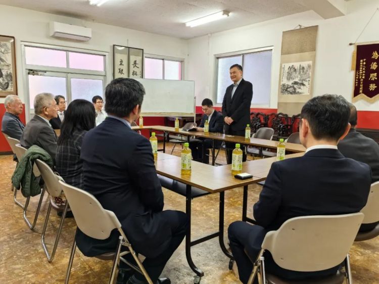 驻长崎总领事陈泳赴长崎华侨总会走访座谈 驻长崎总领事陈泳赴长崎华侨总会走访座谈