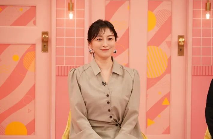 第229期:吉伊卡哇将停播;桥本环奈晨间收视垫底收官;广濑铃和山崎贤人被曝分手;又一邪教遭曝光?| 百通板 第229期:吉伊卡哇将停播;桥本环奈晨间收视垫底收官;广濑铃和山崎贤人被曝分手;又一邪教遭曝光?| 百通板