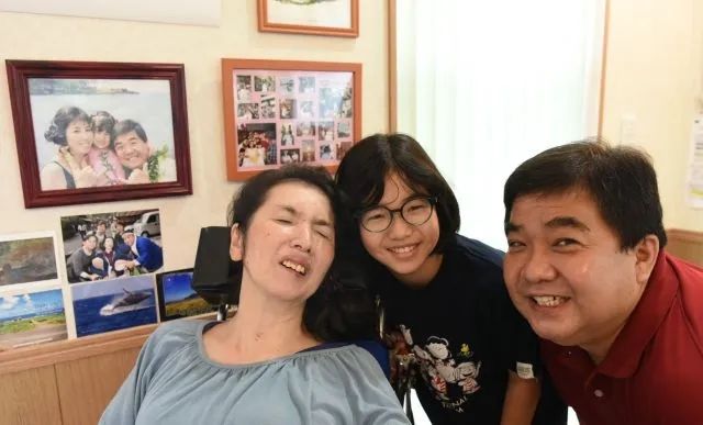 倒在AED面前的她们——日本人为何“不救女人”? 倒在AED面前的她们——日本人为何“不救女人”?