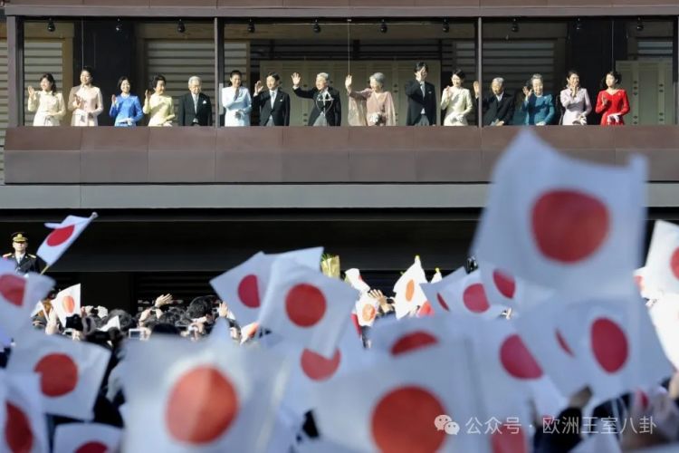 这王宫,也“朴实无华”得过头了吧? 这王宫,也“朴实无华”得过头了吧?