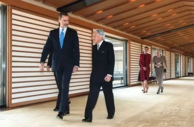 这王宫,也“朴实无华”得过头了吧? 这王宫,也“朴实无华”得过头了吧?