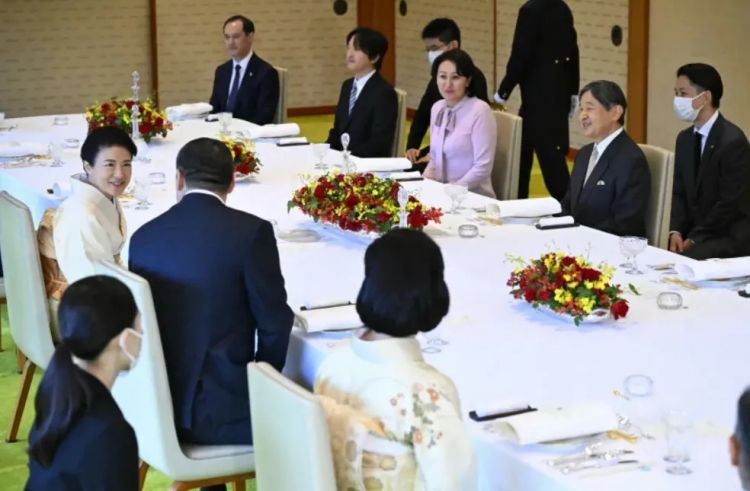 这王宫,也“朴实无华”得过头了吧? 这王宫,也“朴实无华”得过头了吧?