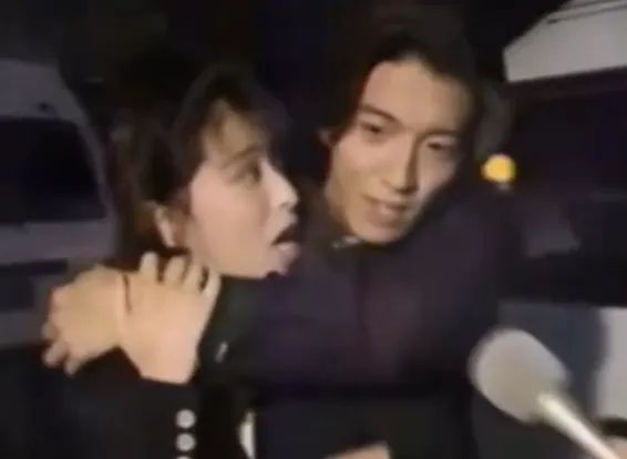 木村拓哉超绝宠粉,把101岁奶奶甜成少女:比遇到老公还开心 木村拓哉超绝宠粉,把101岁奶奶甜成少女:比遇到老公还开心