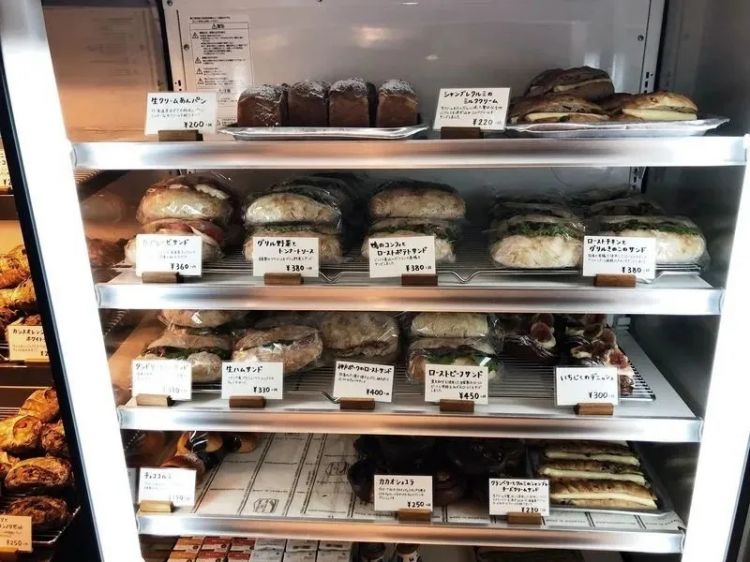 这家日本天天排队爆火的面包店RIKI,比神户牛更让当地人疯狂! 这家日本天天排队爆火的面包店RIKI,比神户牛更让当地人疯狂!