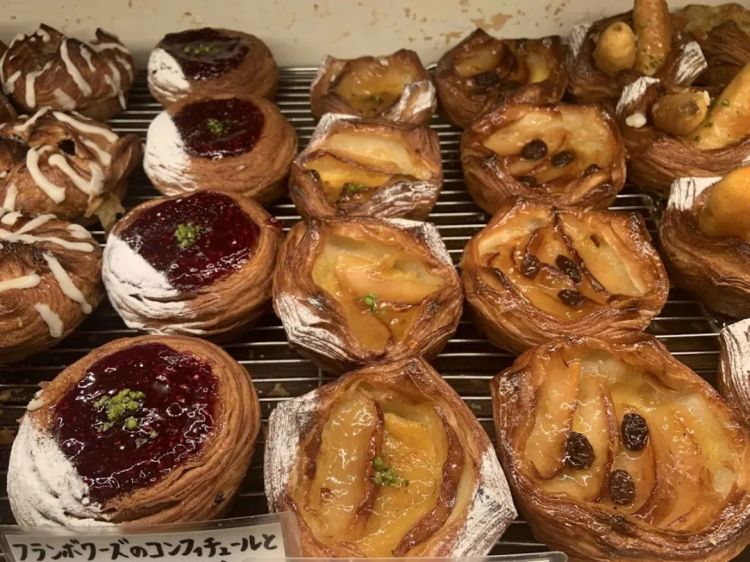 这家日本天天排队爆火的面包店RIKI,比神户牛更让当地人疯狂! 这家日本天天排队爆火的面包店RIKI,比神户牛更让当地人疯狂!