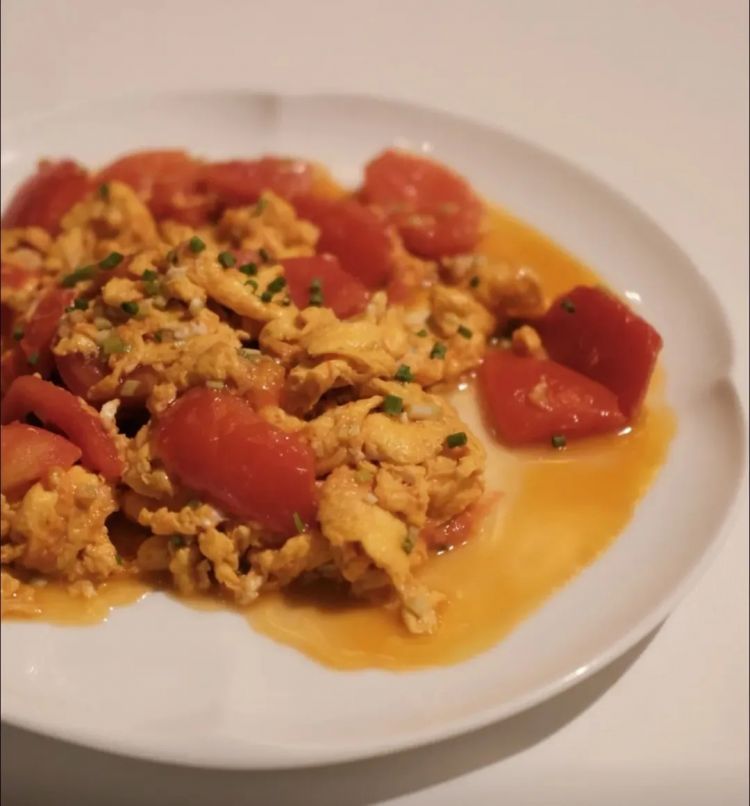 “汉堡肉饼配大米饭一碗88”,这个「日式白人饭」把麦当劳穷鬼套餐卖成打工人顶配一人食? “汉堡肉饼配大米饭一碗88”,这个「日式白人饭」把麦当劳穷鬼套餐卖成打工人顶配一人食?