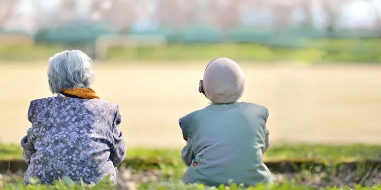 “无缘时代”的日本老人——“交个朋友吧,咱死后一起埋了” “无缘时代”的日本老人——“交个朋友吧,咱死后一起埋了”