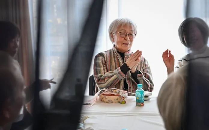 “无缘时代”的日本老人——“交个朋友吧,咱死后一起埋了” “无缘时代”的日本老人——“交个朋友吧,咱死后一起埋了”