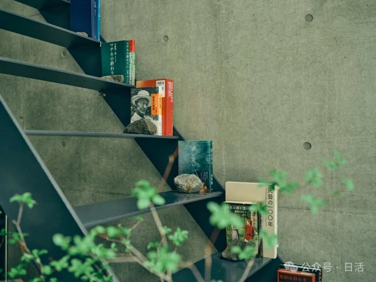 其实,你喜欢的那些日本家居博主,他们的家具都是租来的 其实,你喜欢的那些日本家居博主,他们的家具都是租来的