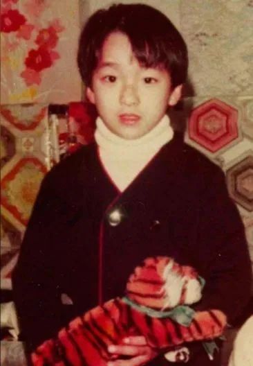 被同行冷眼、成员过世、乐队解散……他们如何成为了一代传奇? 被同行冷眼、成员过世、乐队解散……他们如何成为了一代传奇?