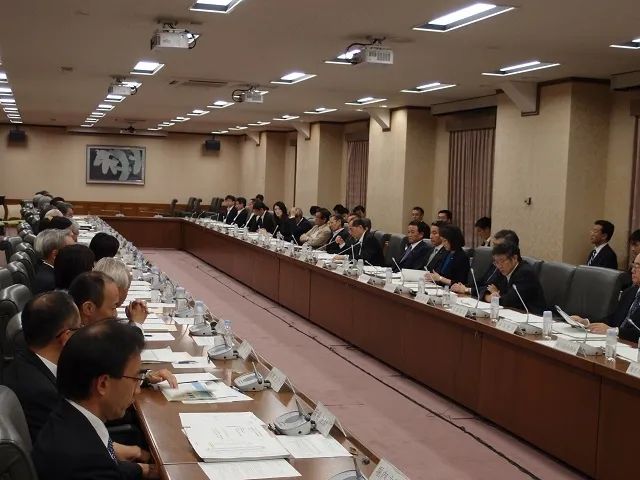 日本大学教小学计算,把财务省整破防了 日本大学教小学计算,把财务省整破防了